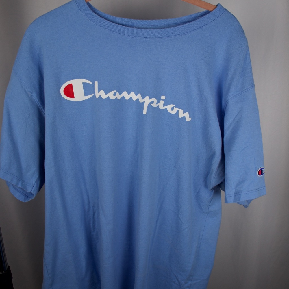 Champion T-shirt